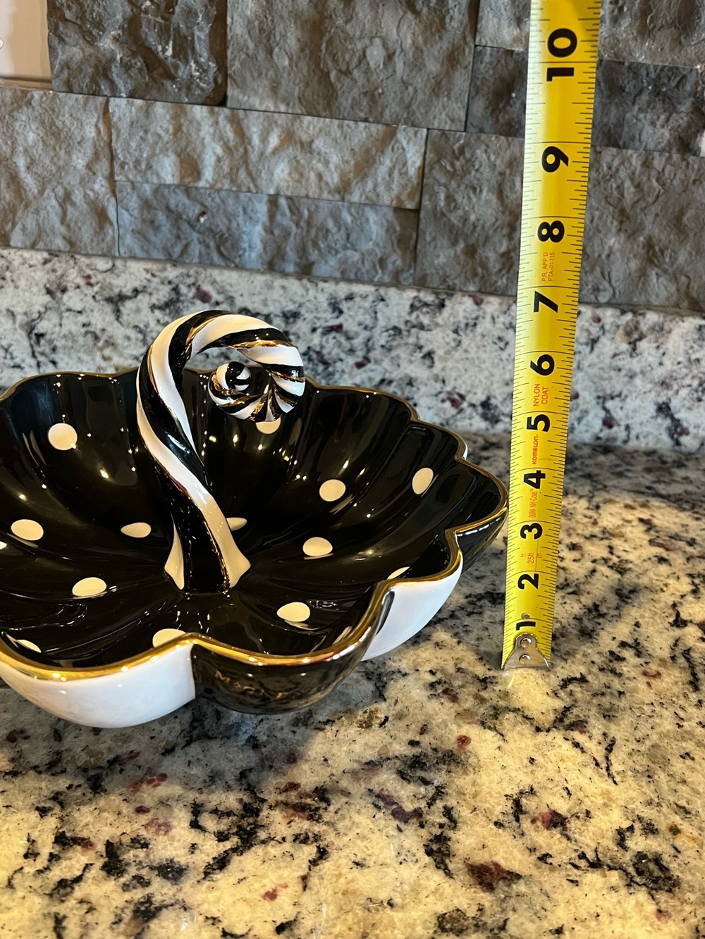 MacKenzie-Childs Vintage Black and White Stemmed Bowl 10." Retired and Rare! - Picture 9 of 10